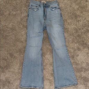 Vintage Flare High Rise (27/4s)